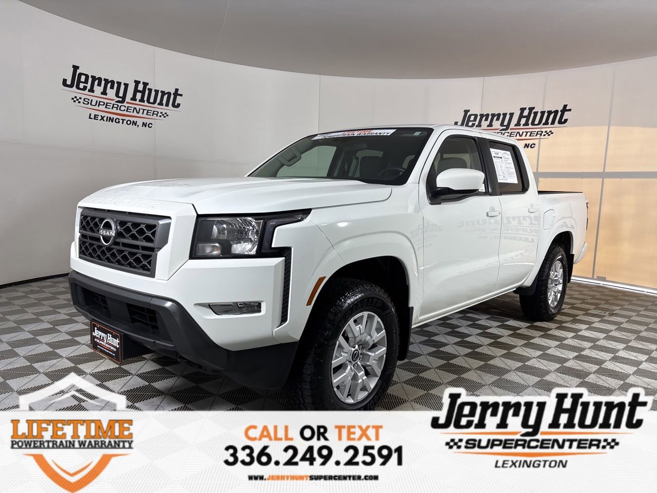 Used 2024 Nissan Frontier SV w/ SV Convenience Package