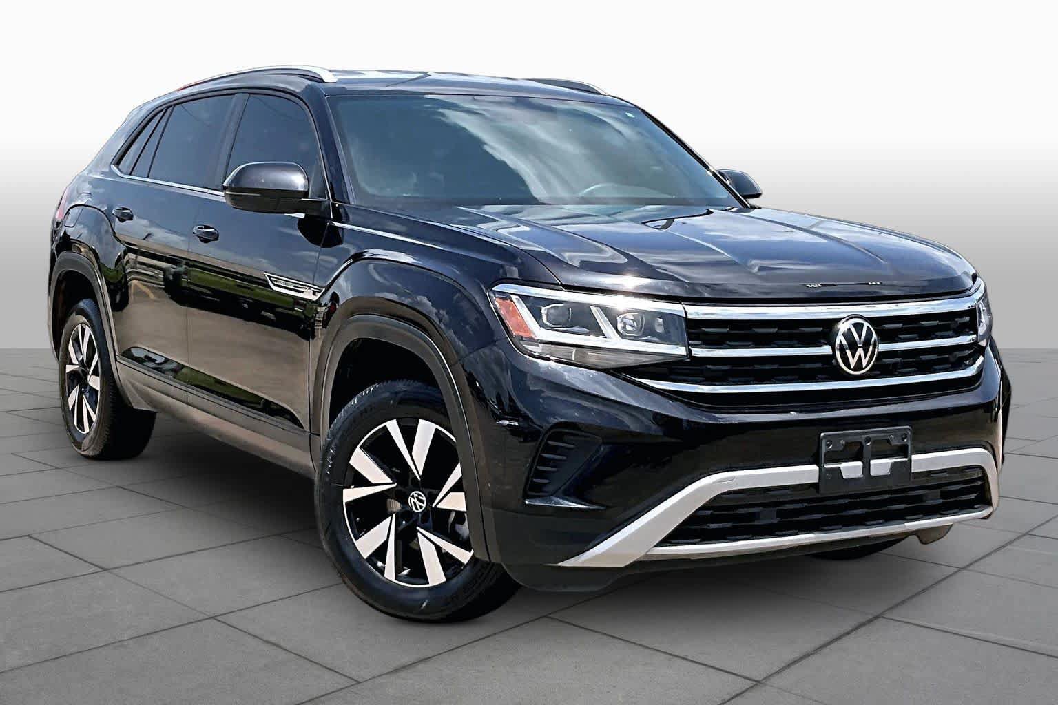 Used 2022 Volkswagen Atlas Cross Sport SE FWD image 3