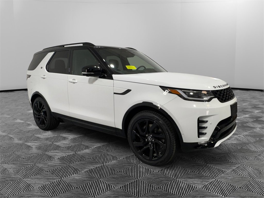 New 2025 Land Rover Discovery Dynamic SE image 7
