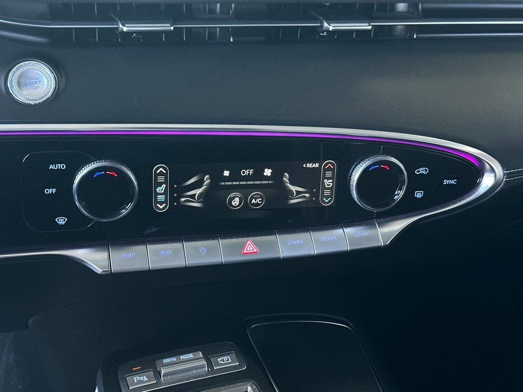 Used 2023 Genesis GV70 2.5T Advanced w/ Advanced Package image 22