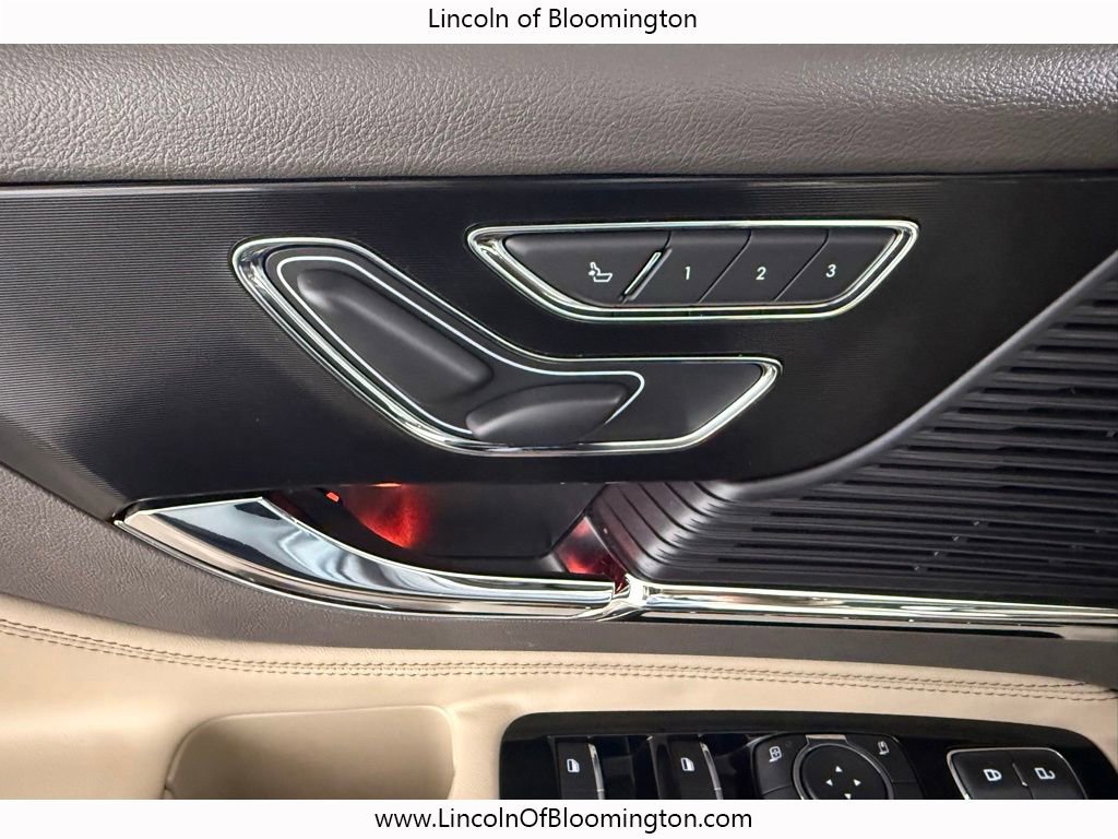 Certified 2022 Lincoln Corsair Reserve w/ Elements Package image 27