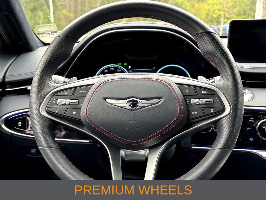 Used 2023 Genesis GV70 3.5T Sport w/ Sport Prestige Package AWD/4WD image 14
