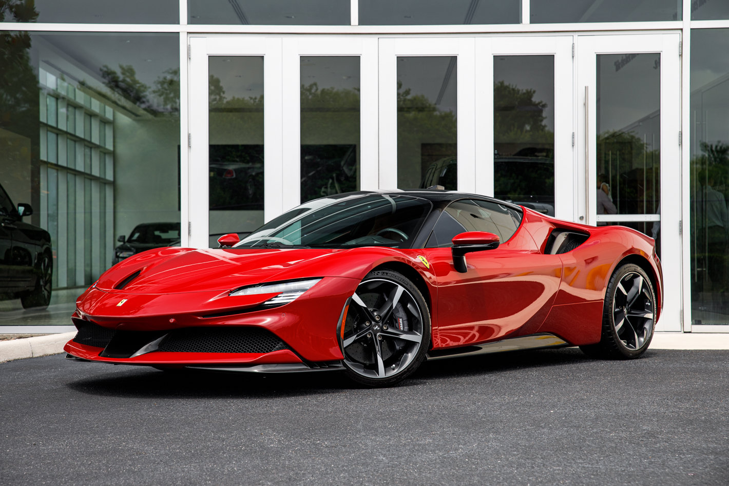 Used 2021 Ferrari SF90 Stradale AWD/4WD image 1