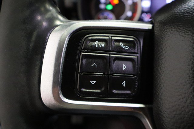 Used 2019 RAM 2500 Laramie w/ Black Appearance Package AWD/4WD image 44