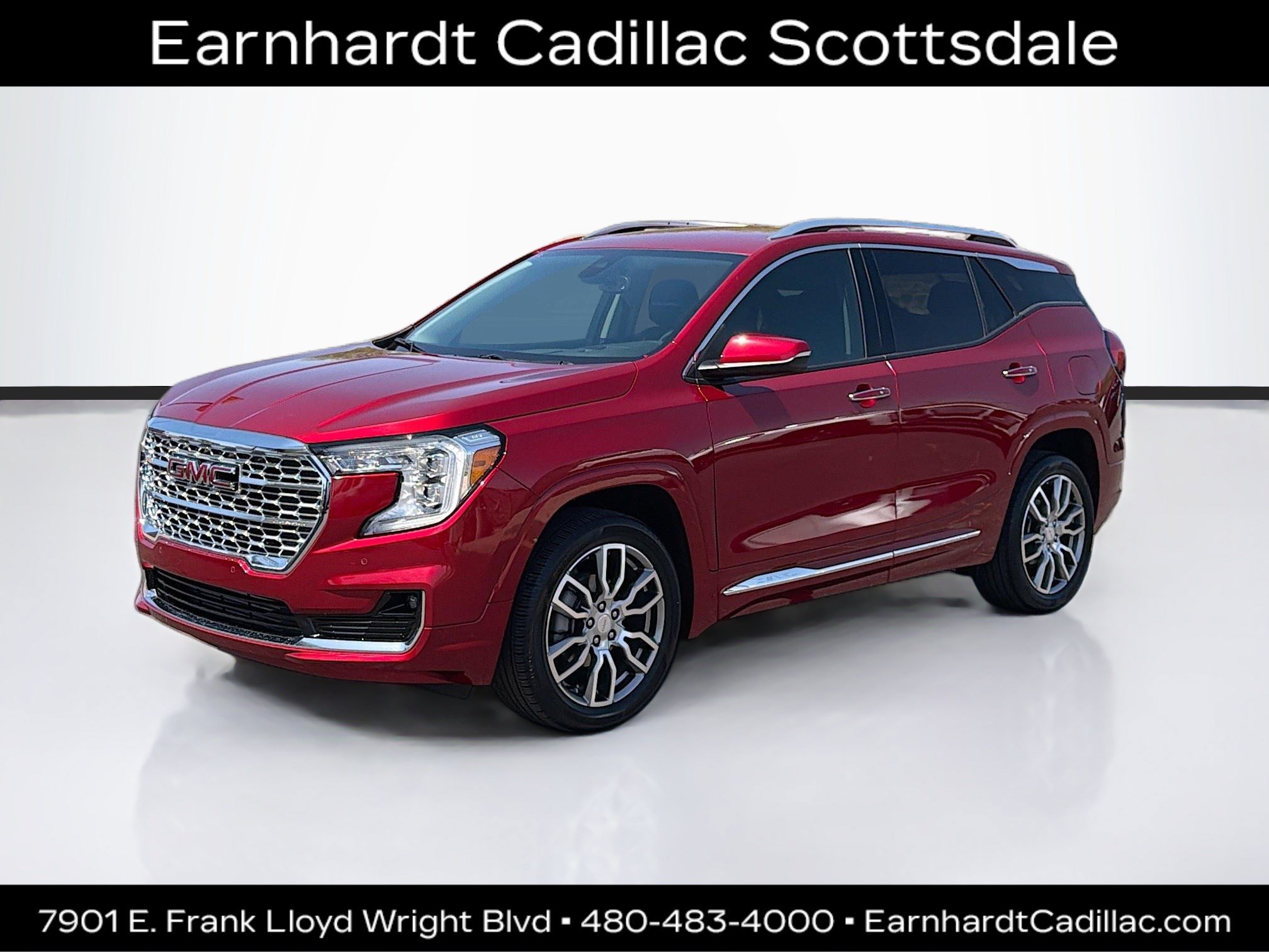 Used 2023 GMC Terrain Denali AWD/4WD image 1