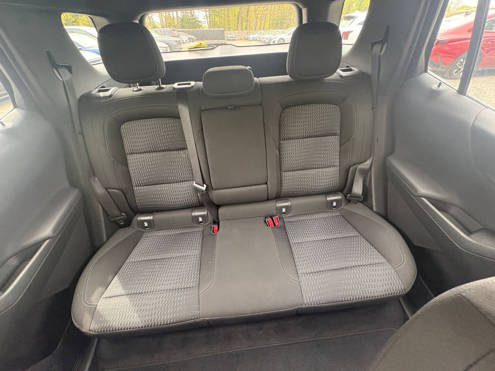 Used 2025 Chevrolet Equinox LT FWD image 37