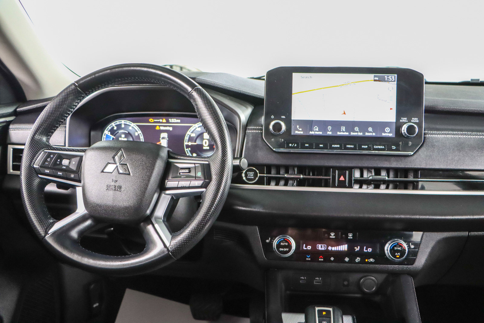 Used 2023 Mitsubishi Outlander SEL image 16