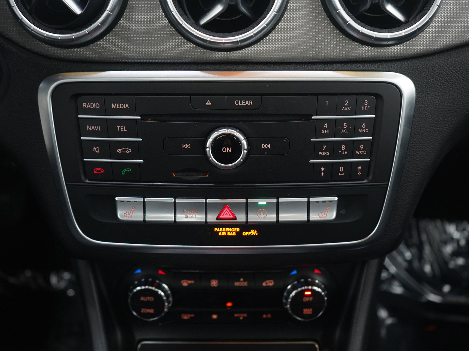 Used 2019 Mercedes-Benz CLA 250 4MATIC image 16