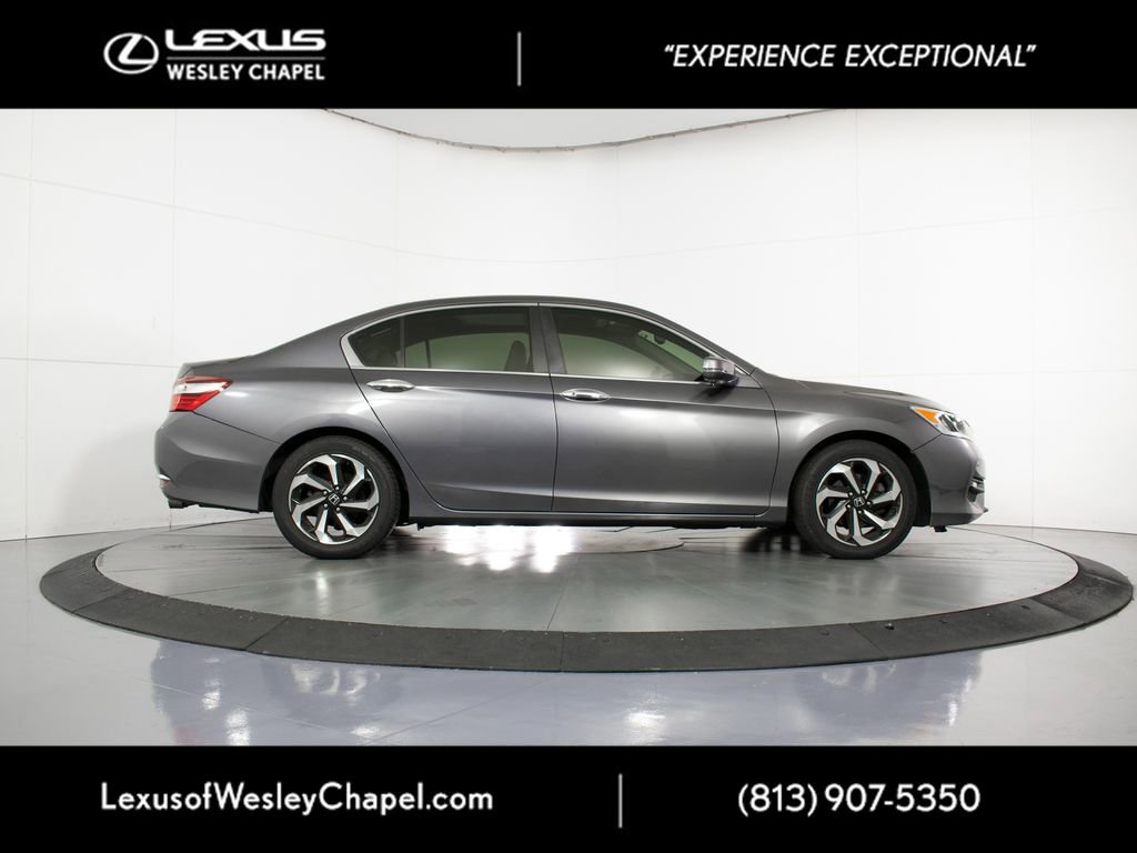 Used 2017 Honda Accord EX-L image 4