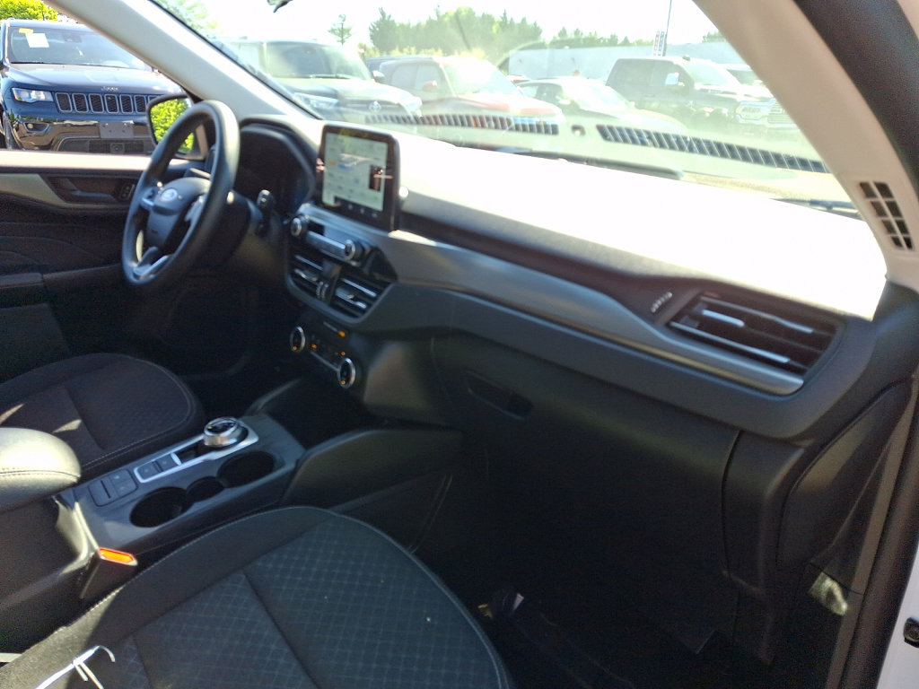 Used 2025 Ford Escape Active FWD image 11