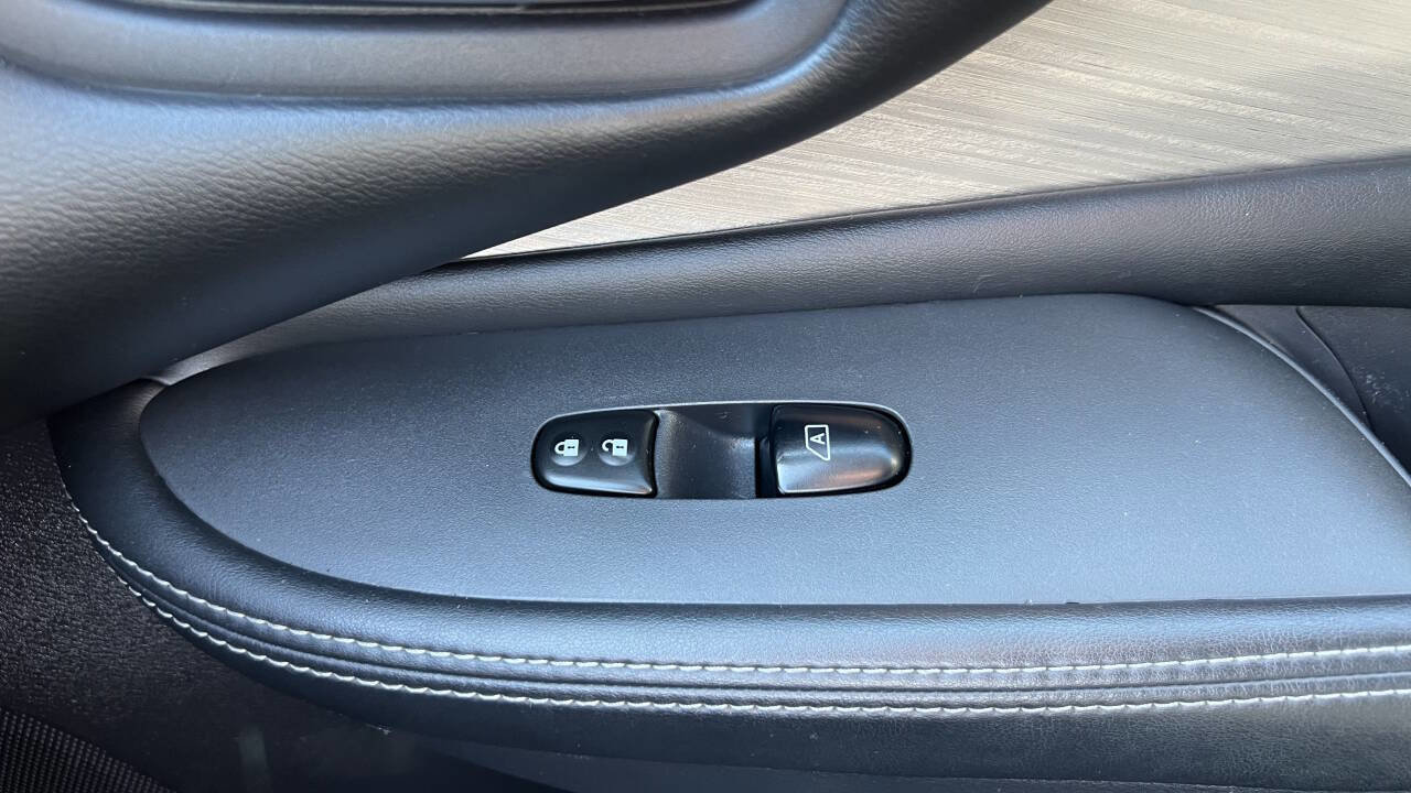 Used 2017 Nissan Murano S w/ Navigation Package image 23