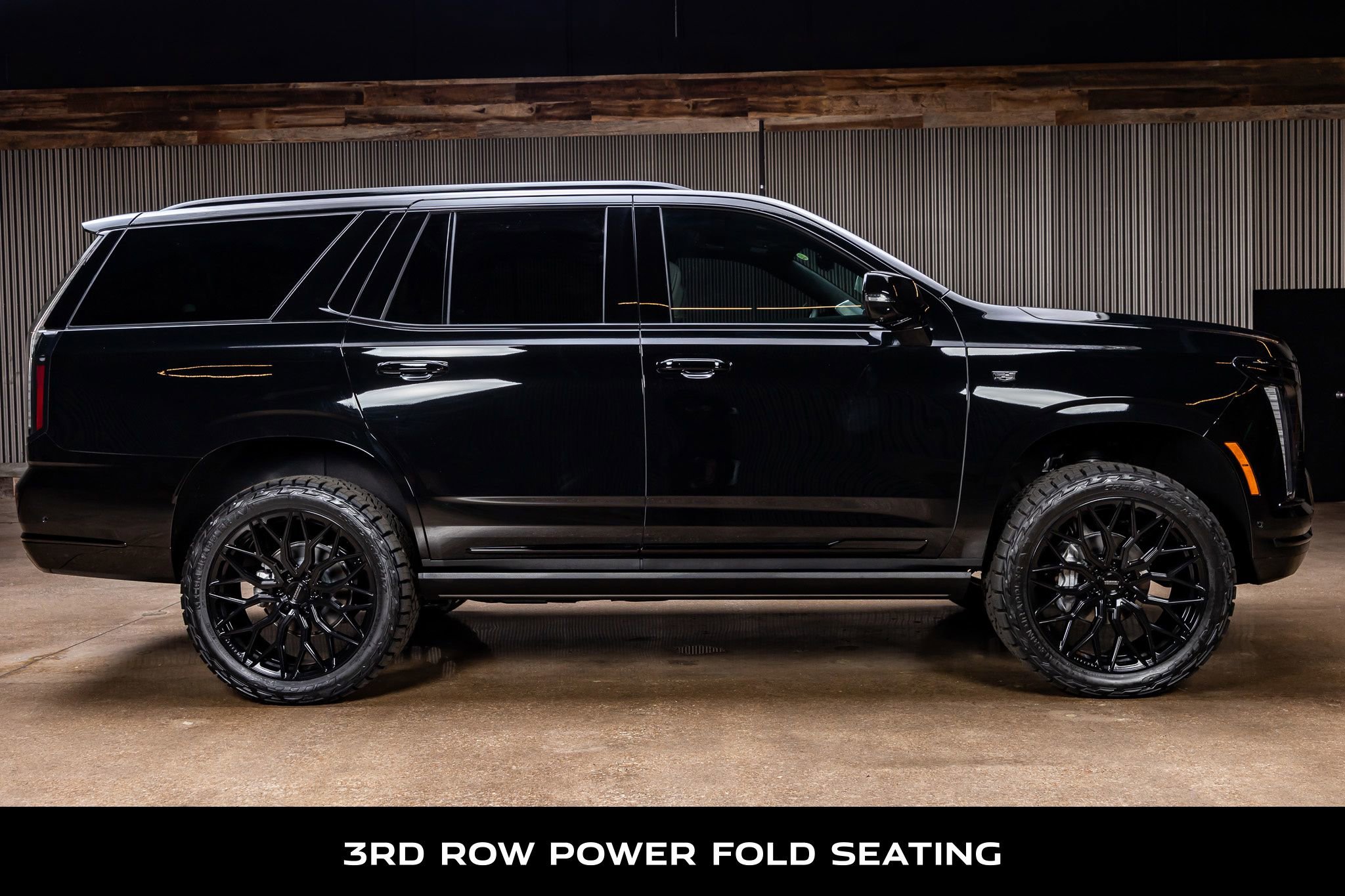 Used 2026 Cadillac Escalade Platinum Sport w/ LPO, ONYX Package image 11