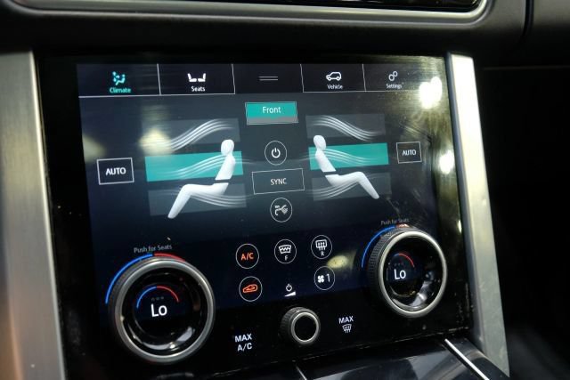 Used 2019 Land Rover Range Rover Supercharged AWD/4WD image 38