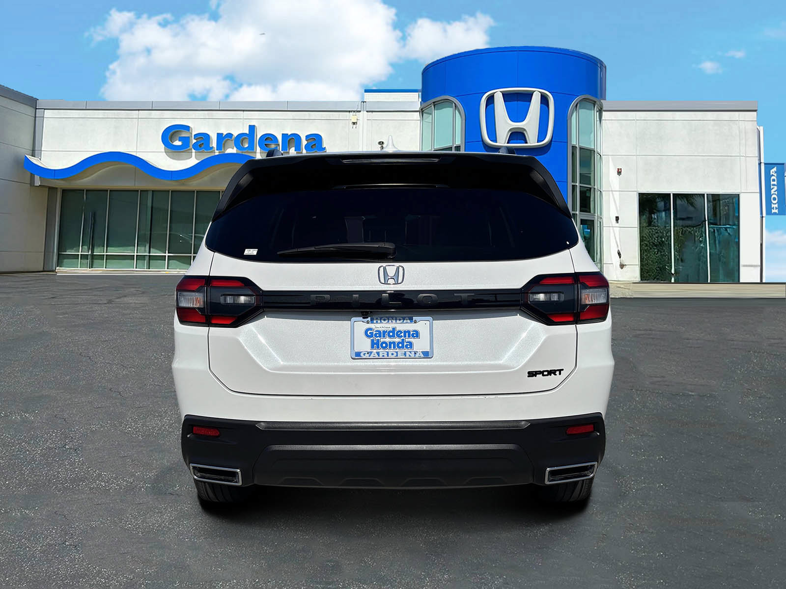 Used 2025 Honda Pilot Sport image 5