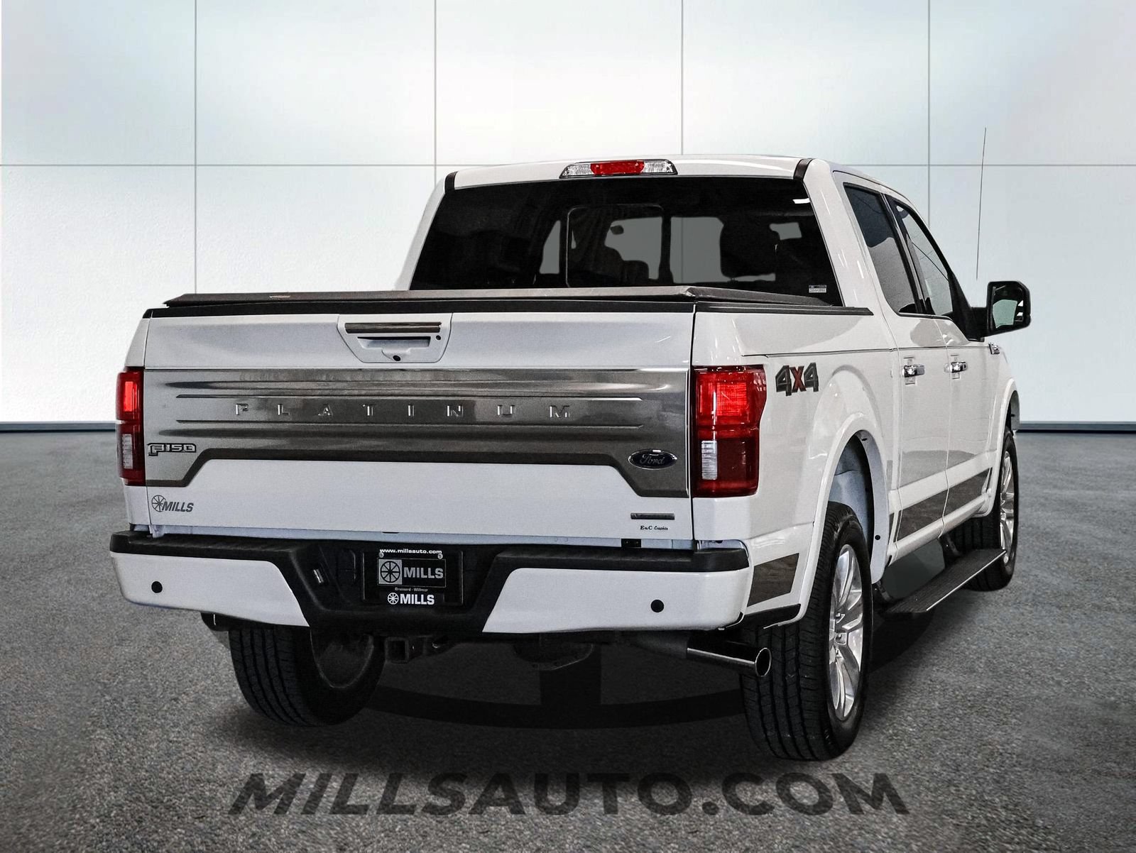Used 2020 Ford F150 Platinum w/ Equipment Group 701A Luxury AWD/4WD image 8