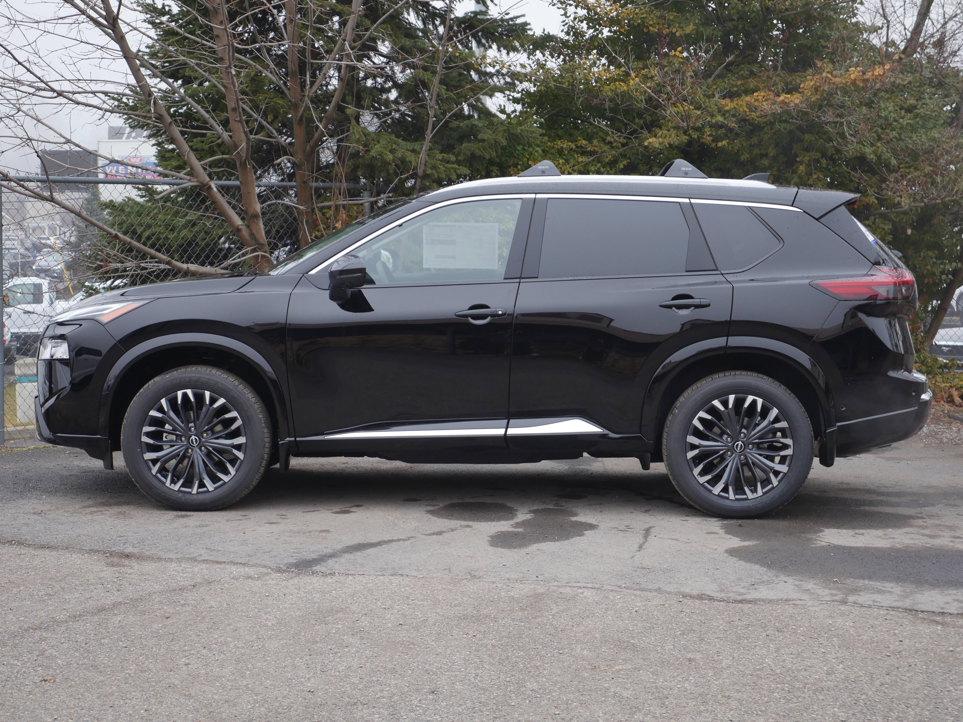 New 2026 Nissan Rogue Platinum w/ Platinum Premium Package image 17