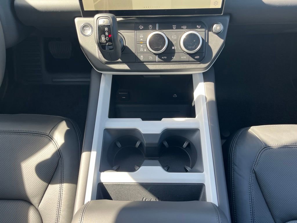 New 2026 Land Rover Defender 110 S AWD/4WD image 22