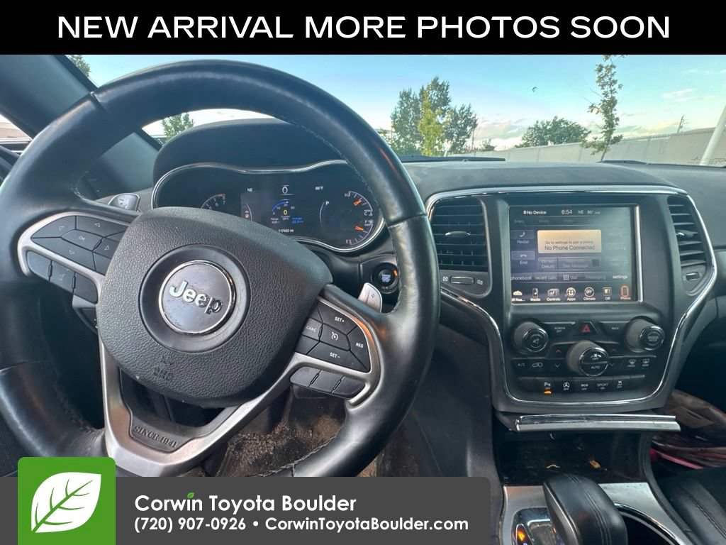 Used 2017 Jeep Grand Cherokee Altitude AWD/4WD image 11