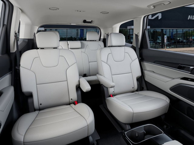 New 2025 Kia Telluride S image 16