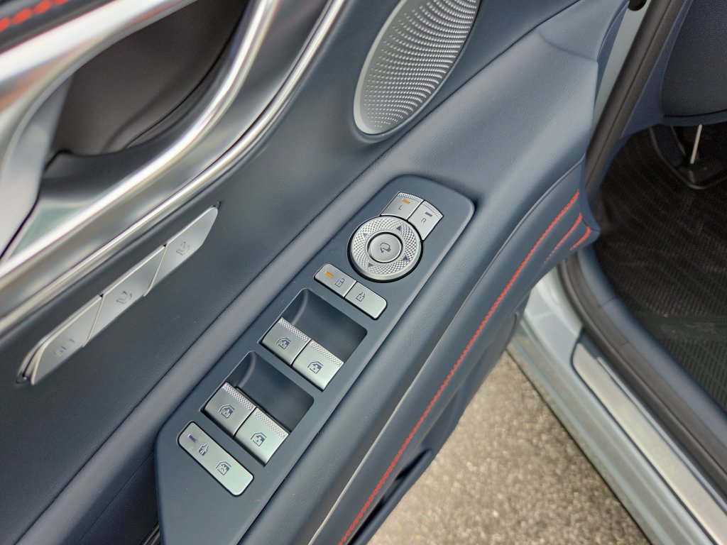 New 2027 Genesis GV80 3.5T e-SC AWD/4WD image 19