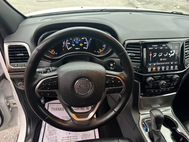 Used 2020 Jeep Grand Cherokee Limited image 18