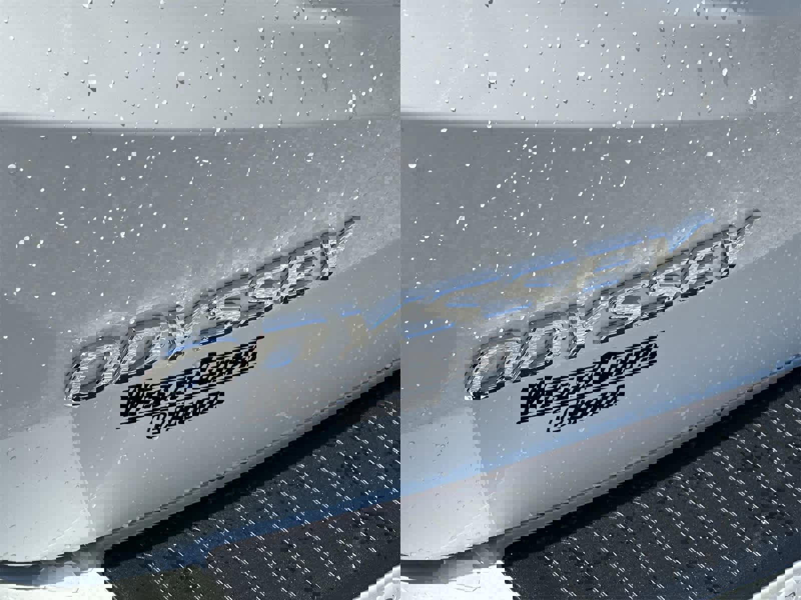 New 2026 Honda Odyssey Touring image 11
