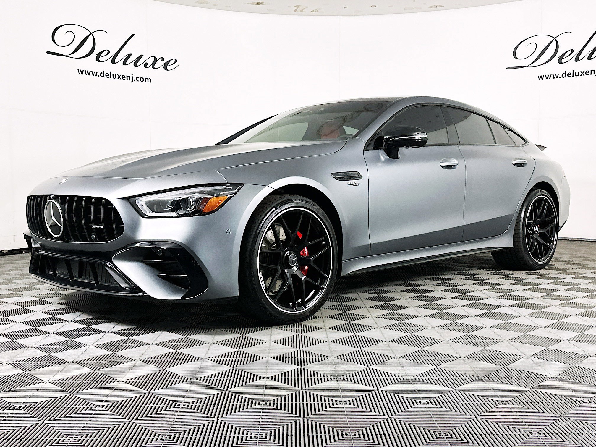 Used 2024 Mercedes-Benz AMG GT 43 image 3