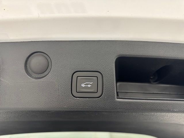 New 2026 Chevrolet Equinox LT w/ Convenience Package II FWD image 28