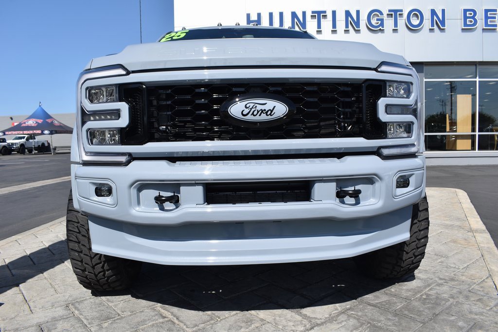 Used 2025 Ford F450 Lariat w/ FX4 Off-Road Package image 37