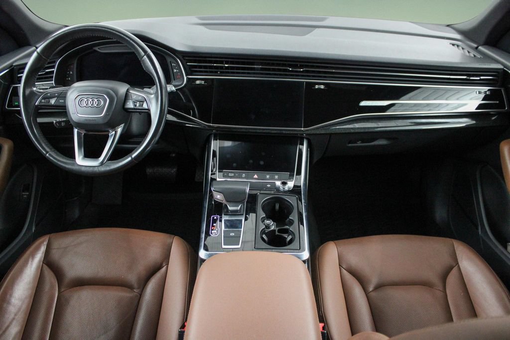 Used 2019 Audi Q8 Premium Plus w/ Premium Plus AWD/4WD image 19