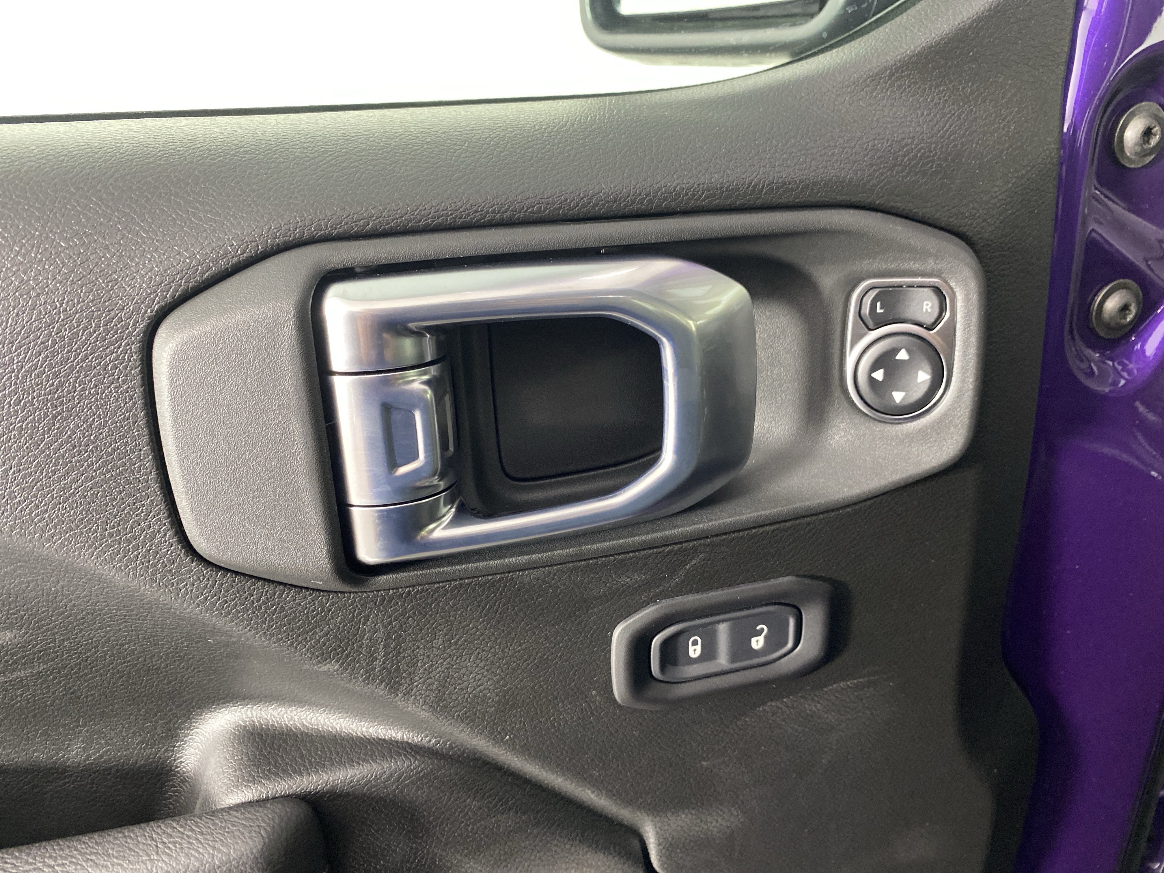 New 2026 Jeep Gladiator Sport AWD/4WD image 12