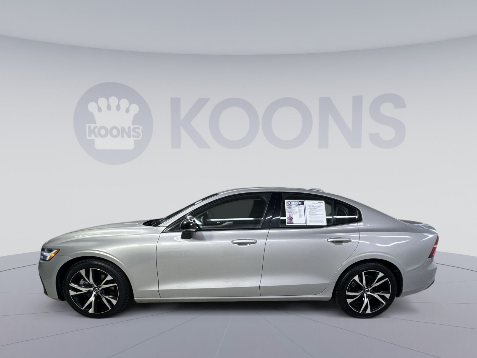 Used 2024 Volvo S60 B5 Core FWD image 17