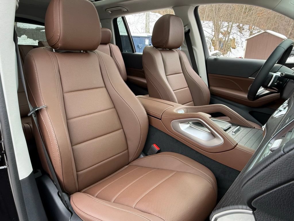 New 2025 Mercedes-Benz GLS 450 4MATIC image 22