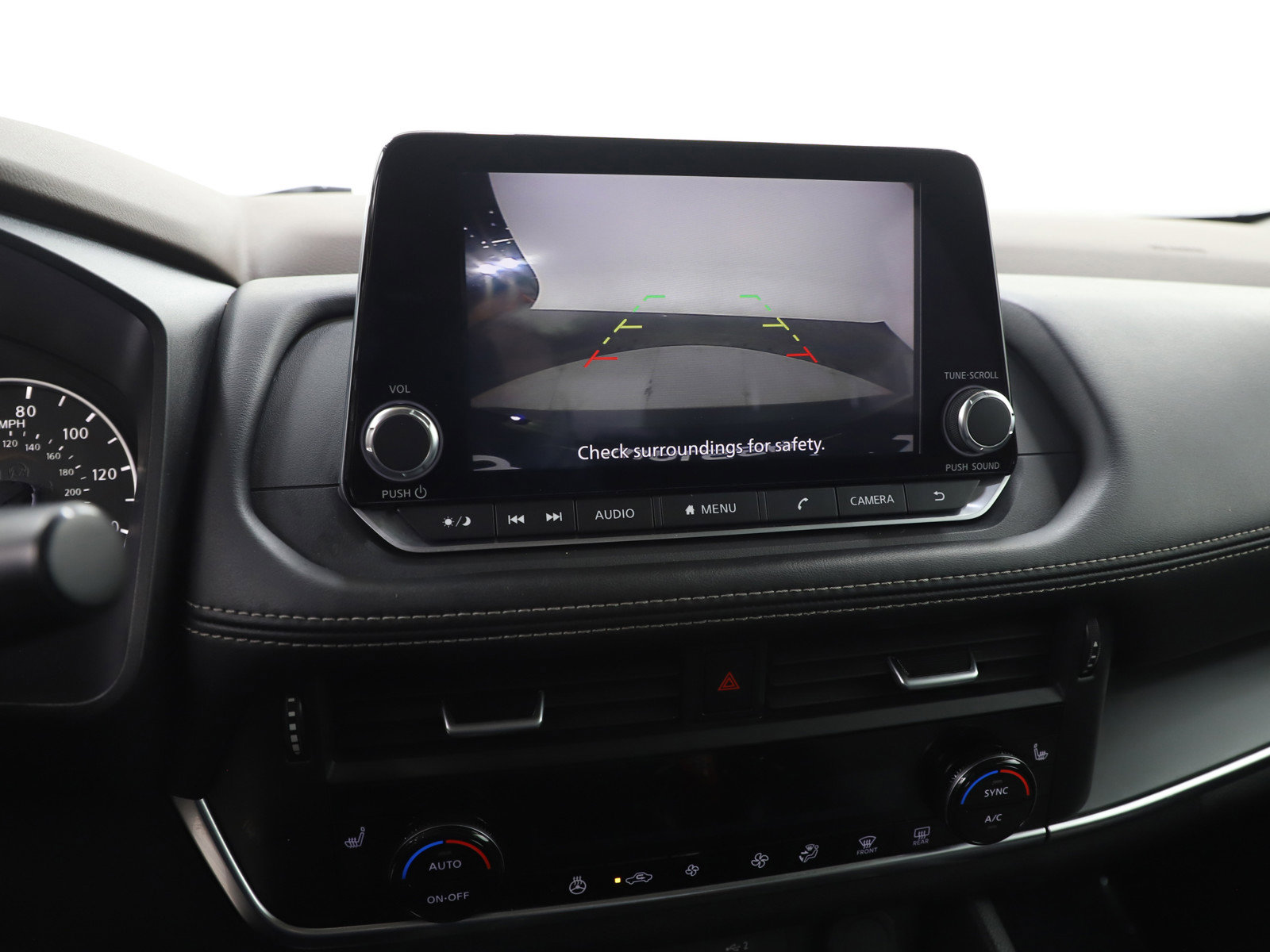 Used 2022 Nissan Rogue S image 18