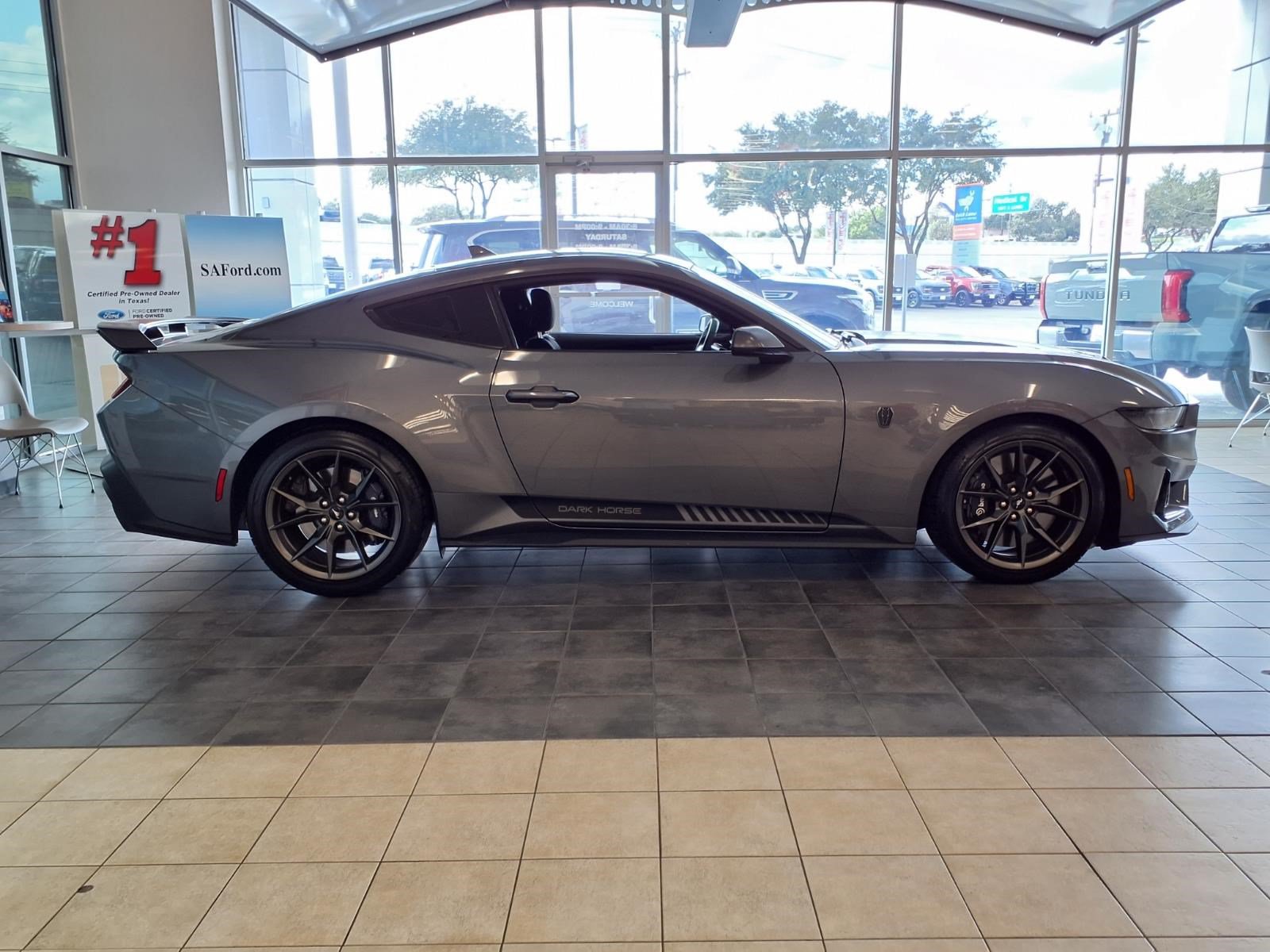 Certified 2025 Ford Mustang Dark Horse RWD image 5