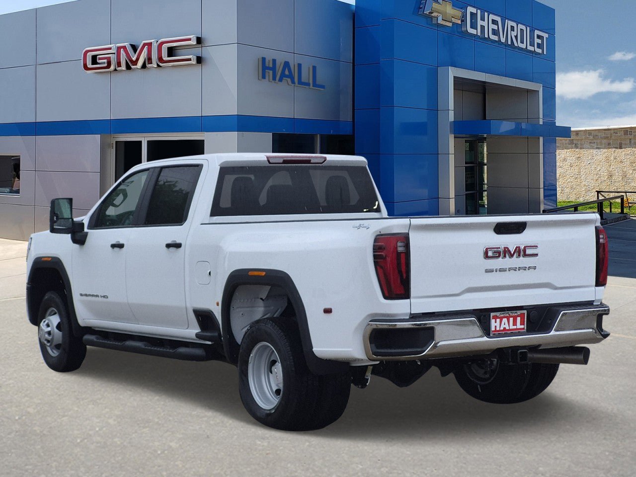 New 2026 GMC Sierra 3500 Pro AWD/4WD image 3