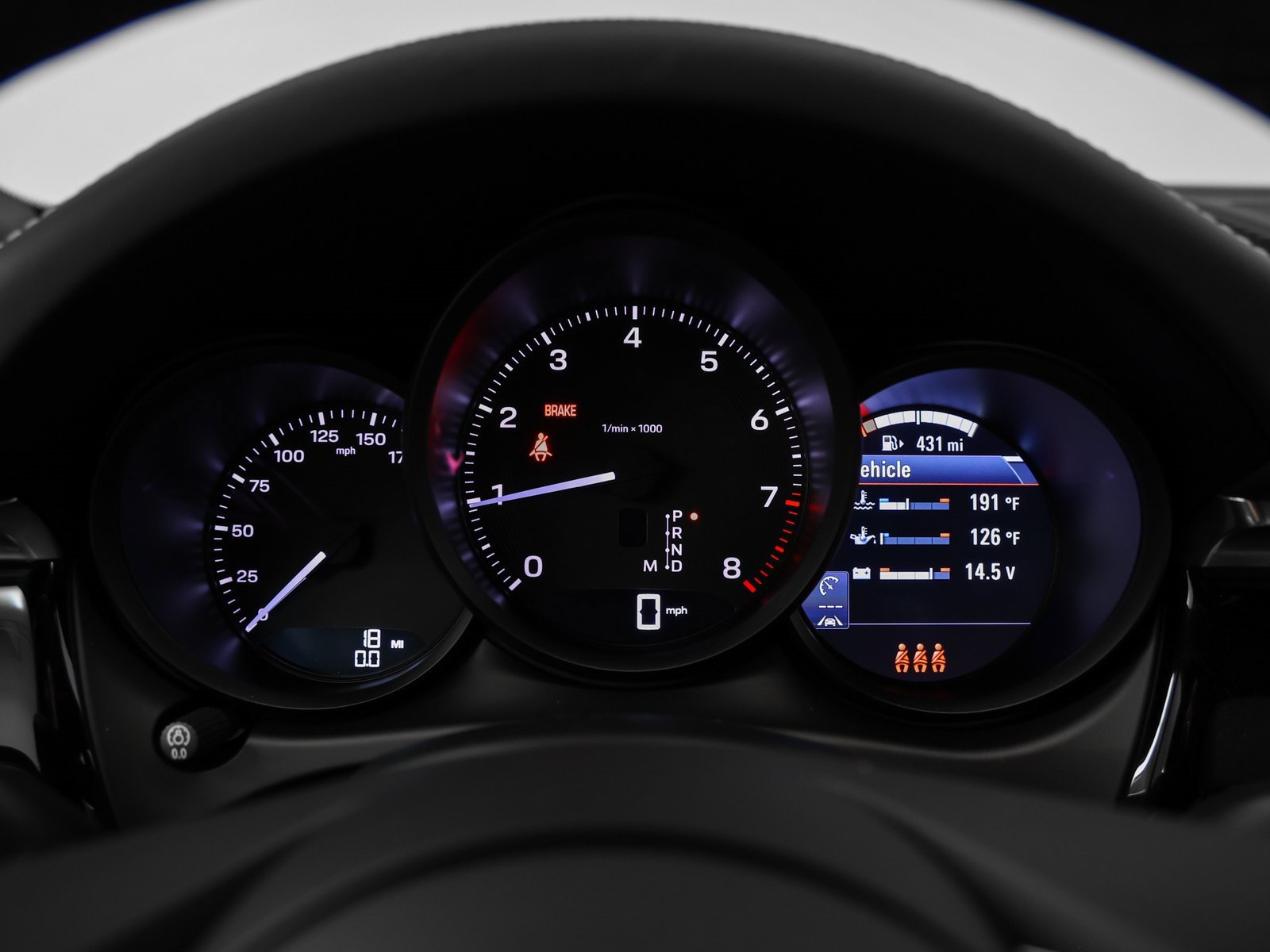 Used 2025 Porsche Macan image 30