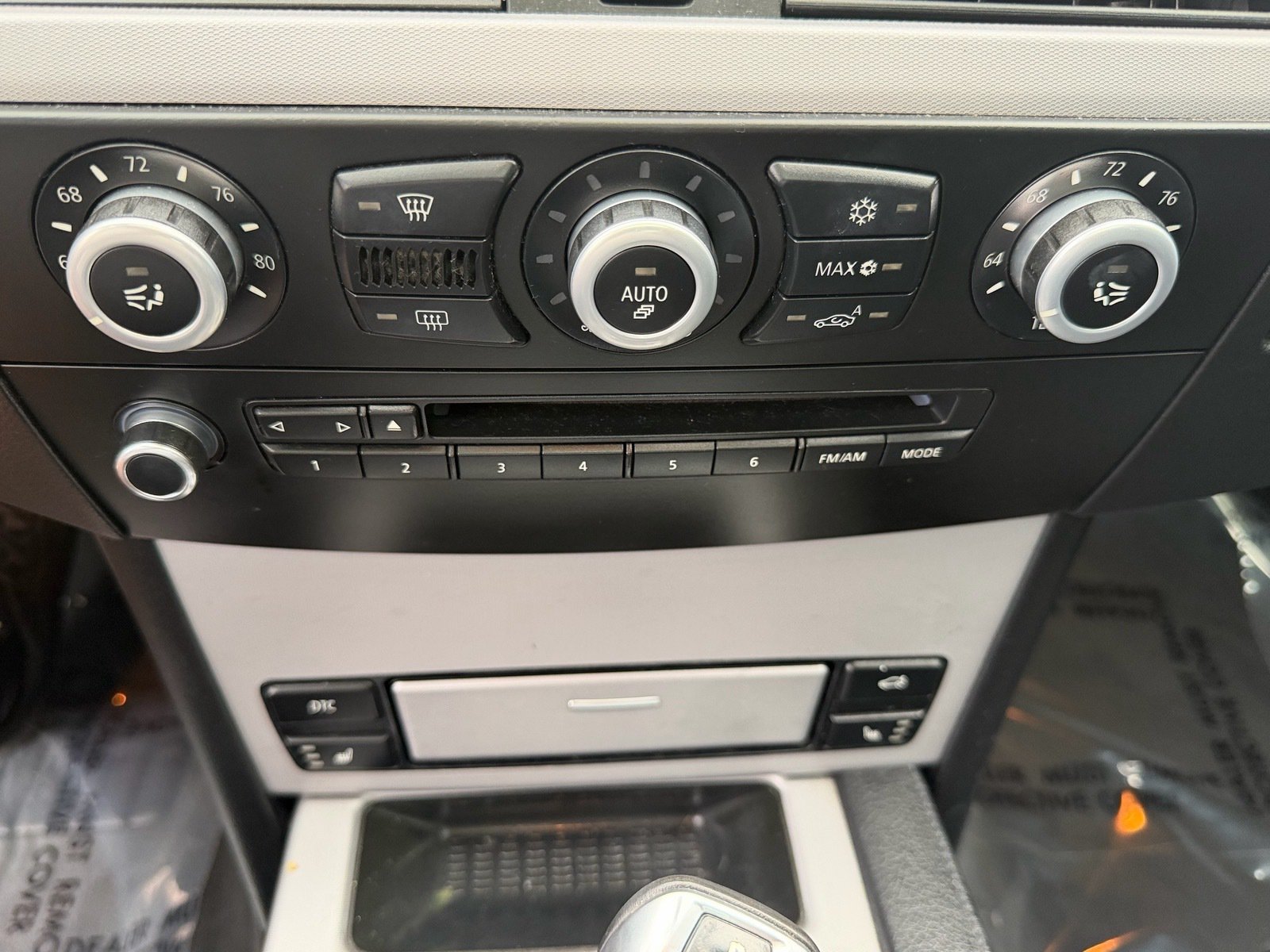 Used 2010 BMW 535i xDrive Sedan AWD/4WD image 21