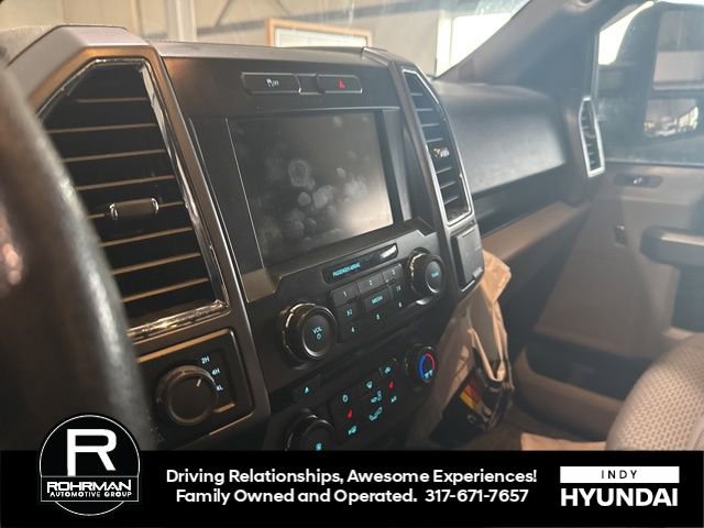 Used 2015 Ford F150 XLT w/ Equipment Group 302A Luxury image 10