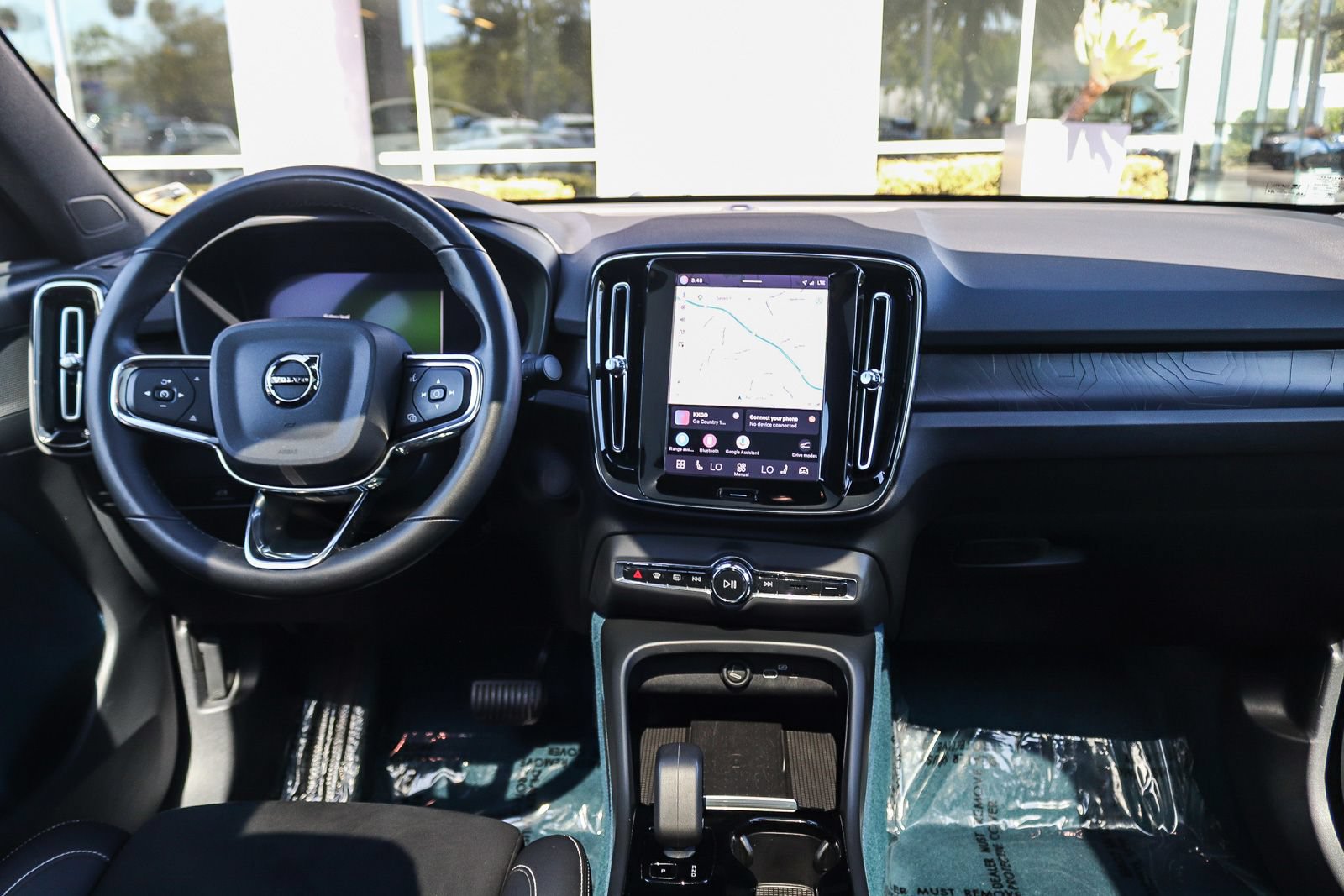 Used 2023 Volvo C40 P8 Recharge Plus AWD/4WD image 14