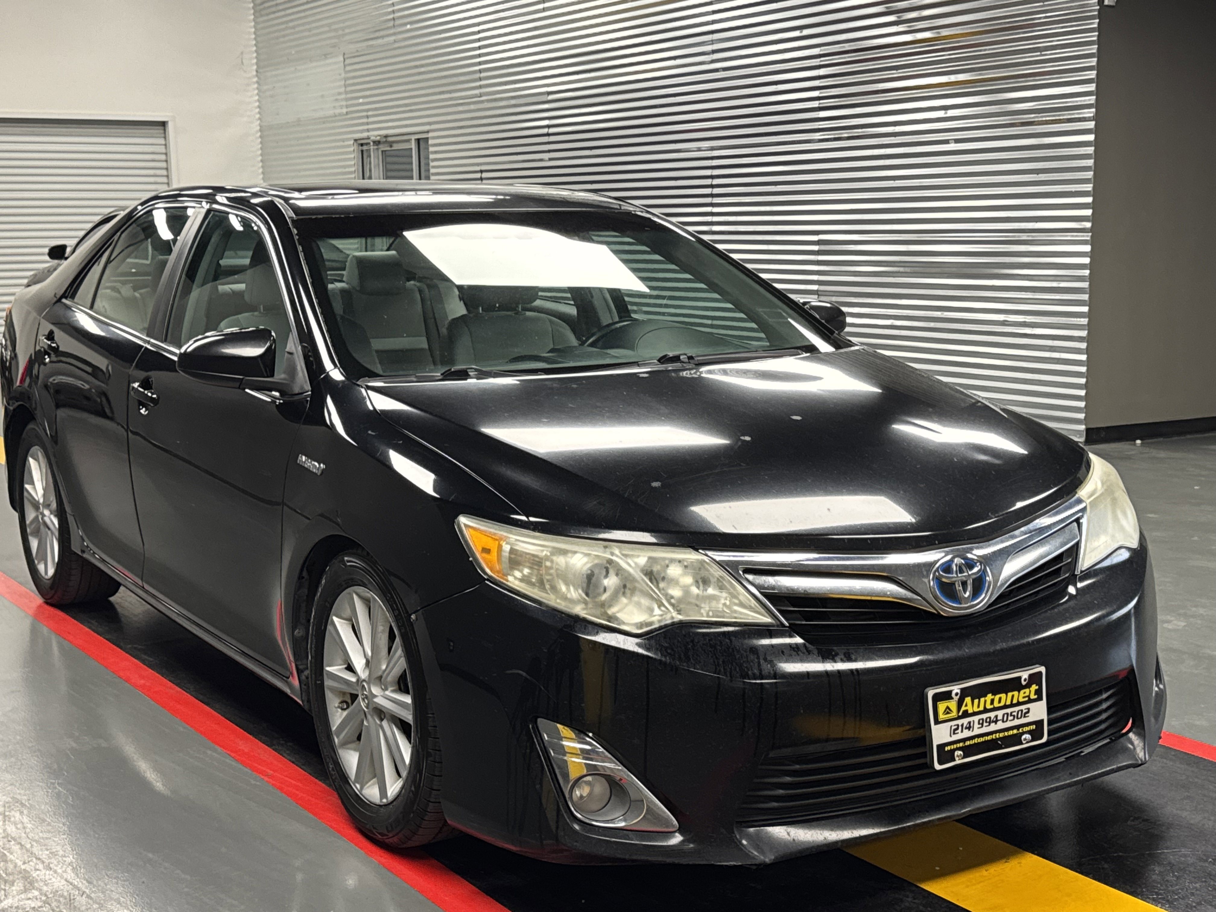 Used 2013 Toyota Camry LE image 7