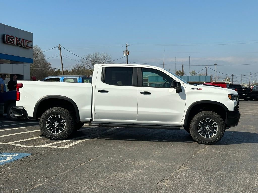 New 2026 Chevrolet Silverado 1500 ZR2 image 4