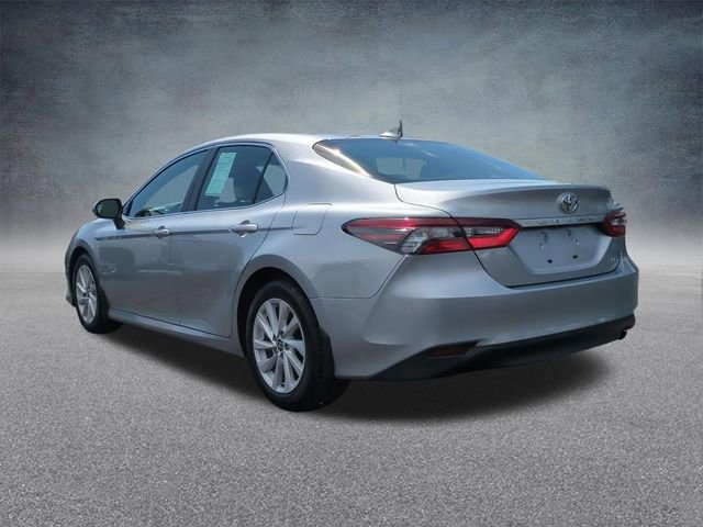 Used 2022 Toyota Camry LE FWD image 7
