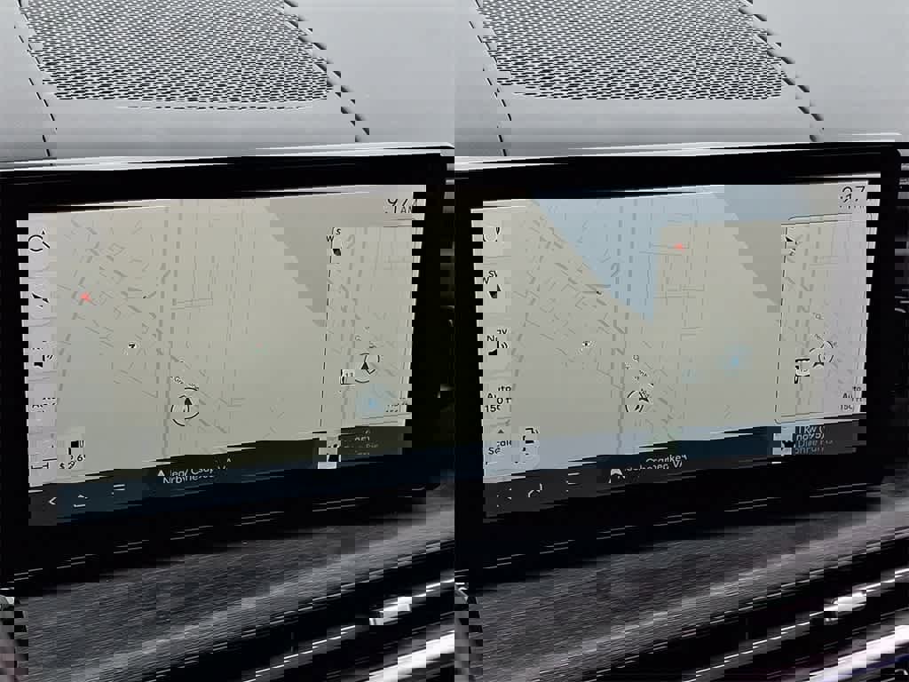 Used 2025 Hyundai Santa Fe Limited image 18