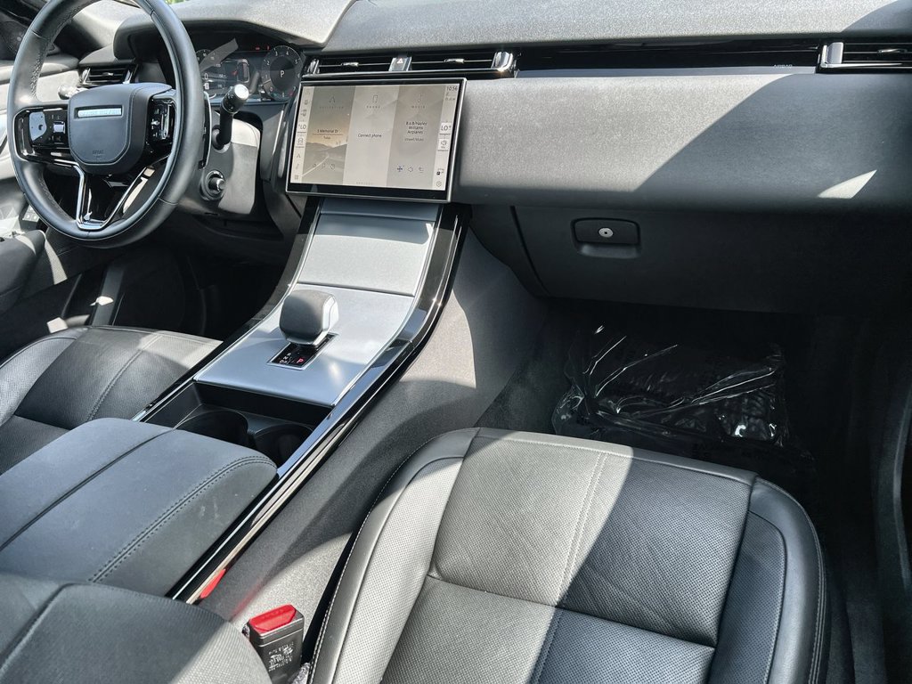 Used 2025 Land Rover Range Rover Velar S AWD/4WD image 14