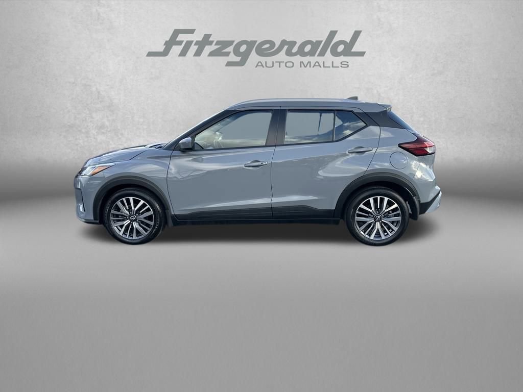 Certified 2023 Nissan Kicks SV image 4