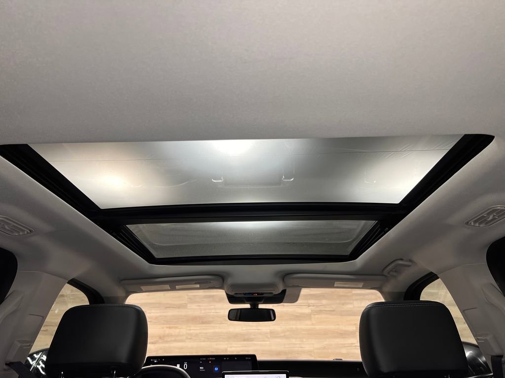 Used 2025 Ford Expedition Max Platinum image 18