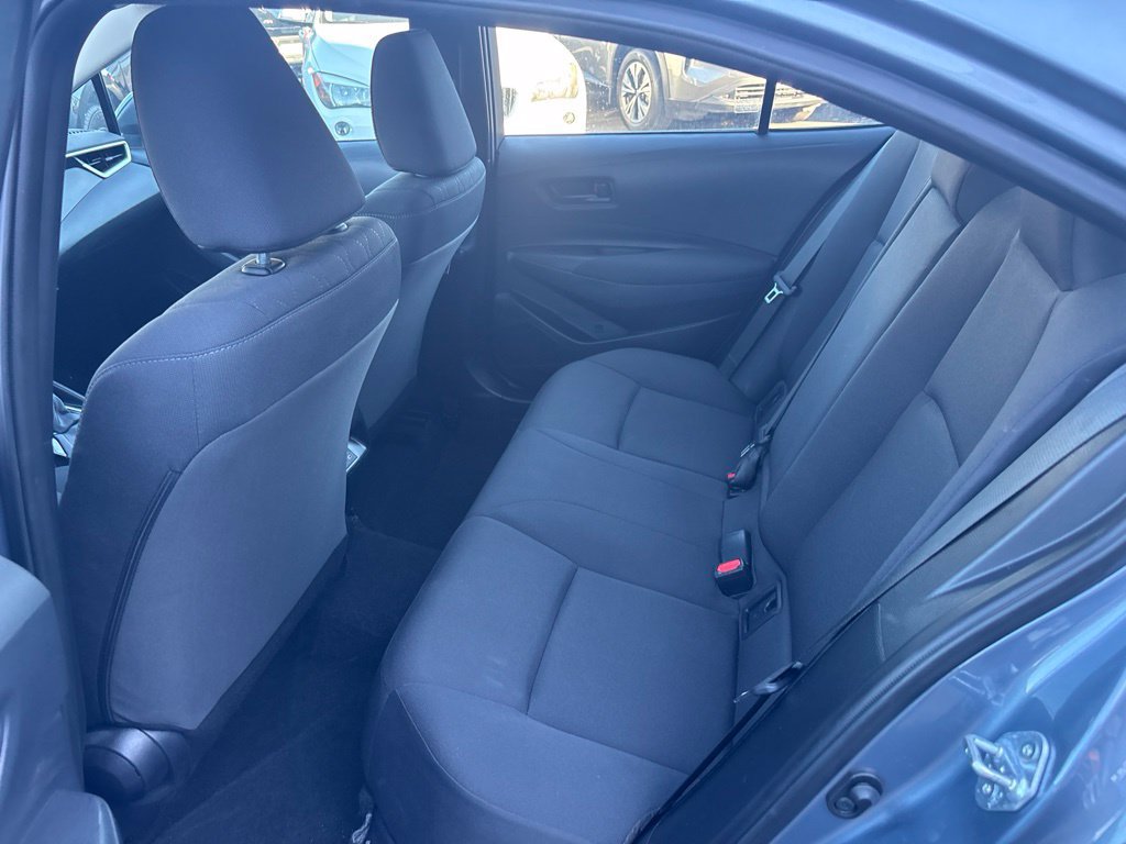 Used 2025 Toyota Corolla LE FWD image 11