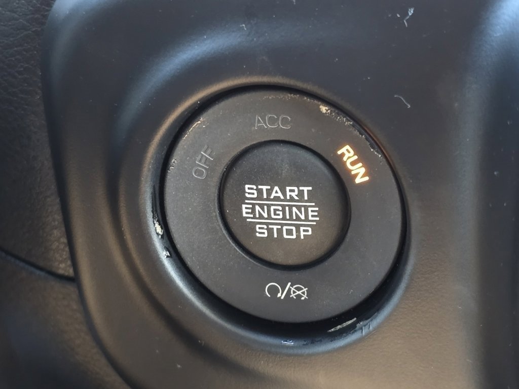 Used 2021 Jeep Wrangler Sport image 28