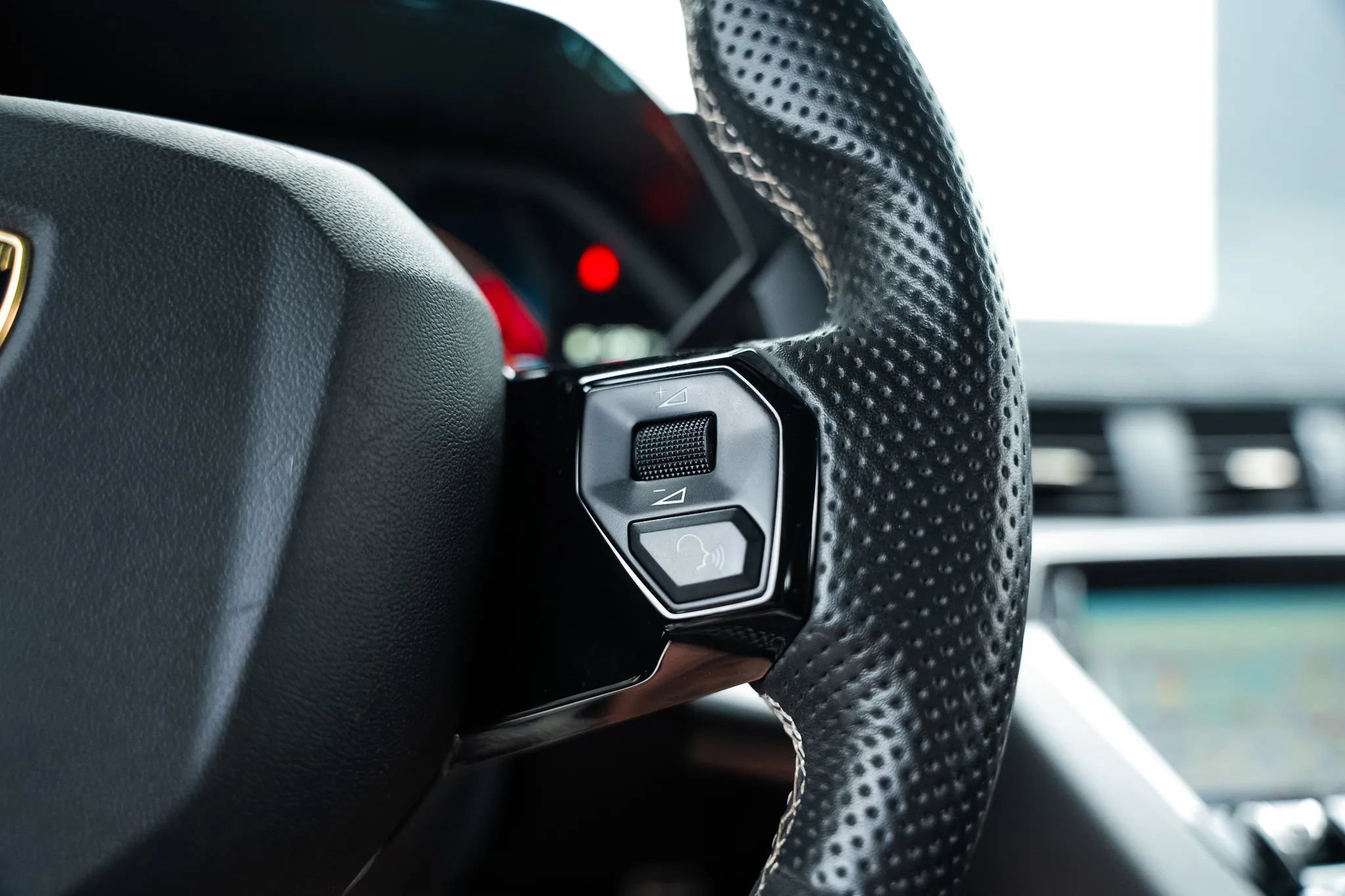 Used 2019 Lamborghini Aventador SVJ AWD/4WD image 43